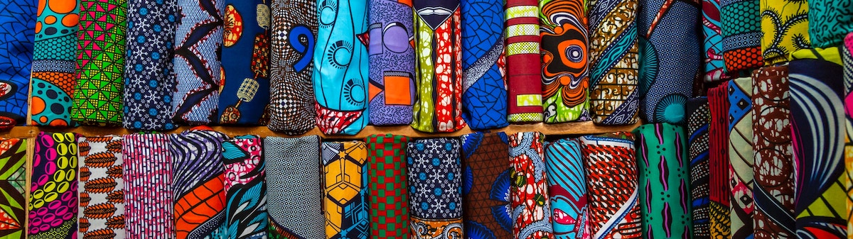 eva-blue-SfPOkp6-2eA-unsplash