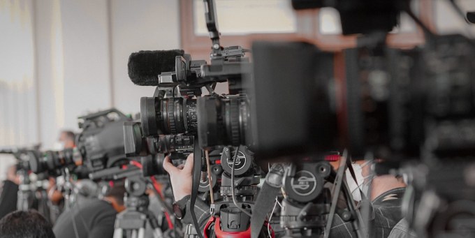 fardad-sepandar-lxl9WJz7cm4-unsplash