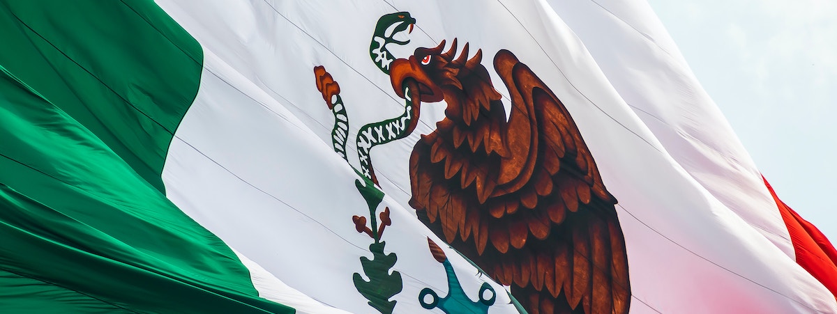jorge-aguilar-vZ9TqSm9ZsQ-unsplash