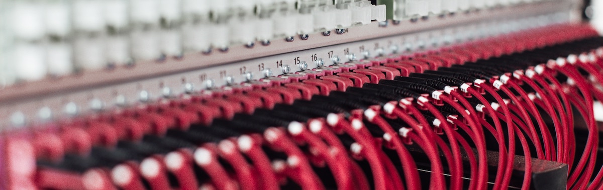 lars-kienle-IlxX7xnbRF8-unsplash