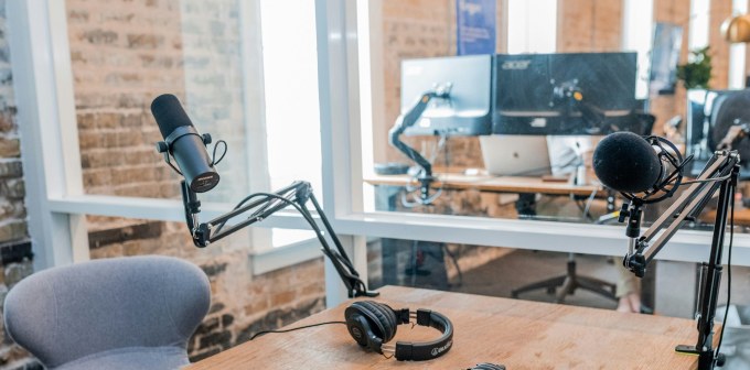 austin-distel-VCFxt2yT1eQ-unsplash