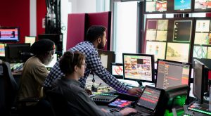 thisisengineering-w_zE6qlkQKA-unsplash (1)